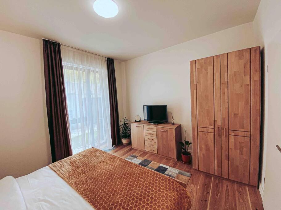 Apartamento 8Ight Braşov Exterior foto