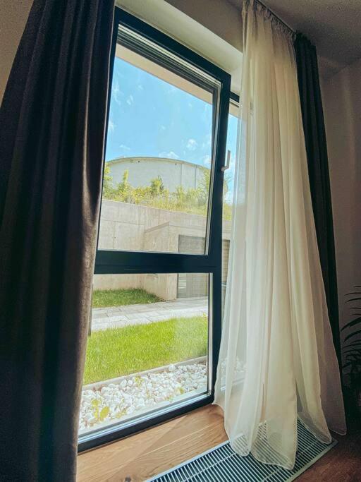 Apartamento 8Ight Braşov Exterior foto